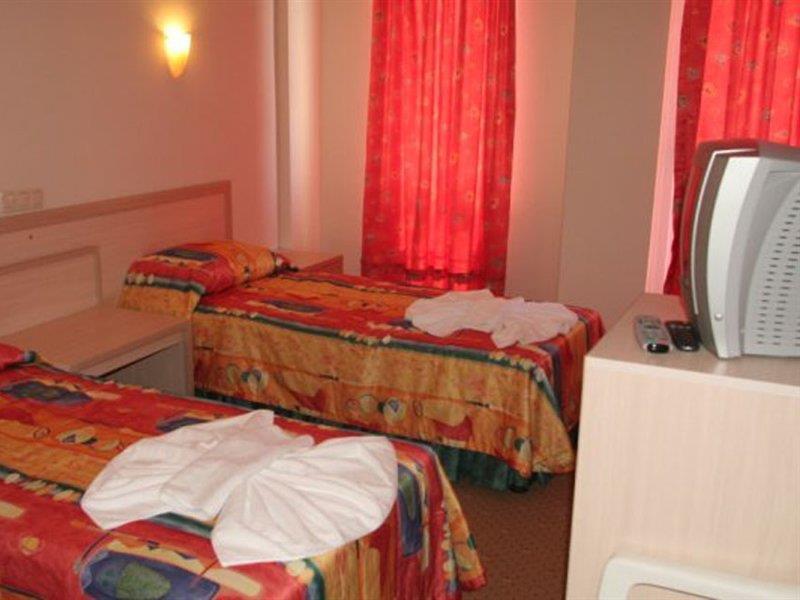 Mikado Hotel Mahmutlar Extérieur photo